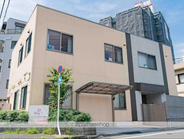 幼稚園・保育園　めぐろさくらさくほいくえん（幼稚園・保育園）まで366m