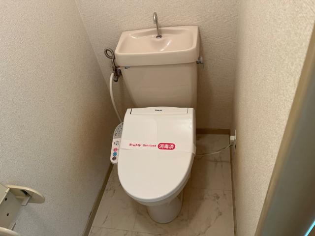 トイレ　シャワー付トイレ