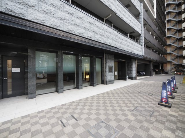 地下鉄千日前線 阿波座駅 徒歩5分 6階建 築9年の外観写真