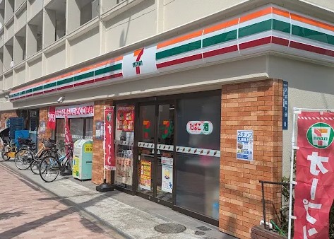 コンビニ　セブンイレブン 墨田八広北店（コンビニ）まで1090m