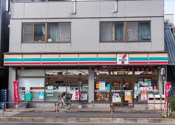 コンビニ　セブンイレブン 墨田四ツ木橋南店（コンビニ）まで1025m