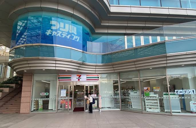 コンビニ　セブンイレブン品川シーサイド店（コンビニ）まで411m