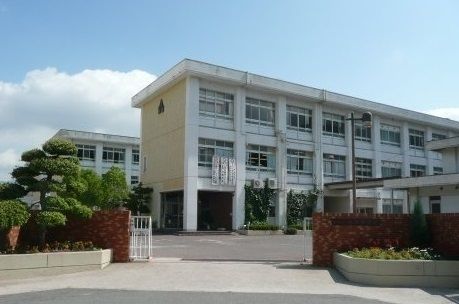 中学校　福木中学校（中学校）まで2000m