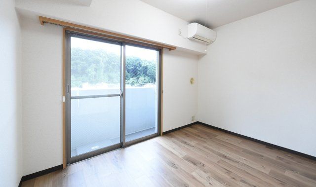 居室・リビング　（別タイプ参考写真）メインステージ護国寺　文京区大塚5