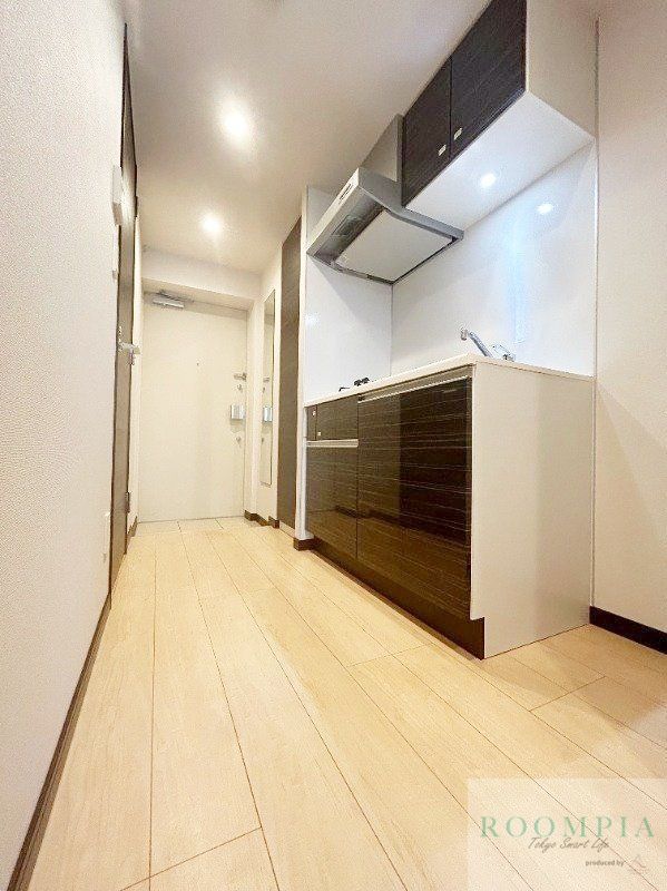 玄関　※写真は別部屋・同タイプです