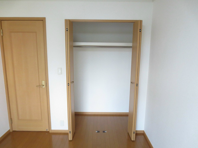 収納　収納完備でお部屋を広くお使いいただけます。