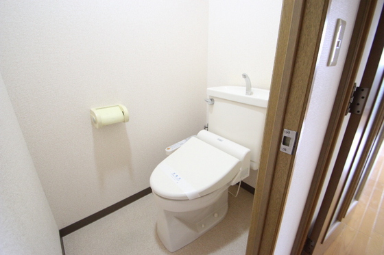 トイレ　※別部屋の写真です