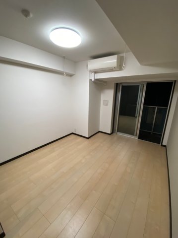 ジェノヴィア目黒南グリーンヴェールの居間写真