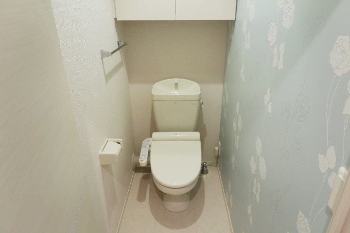 トイレ　別室参考写真です。