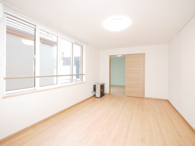 居室・リビング　☆13.4帖の広々としたリビングです！