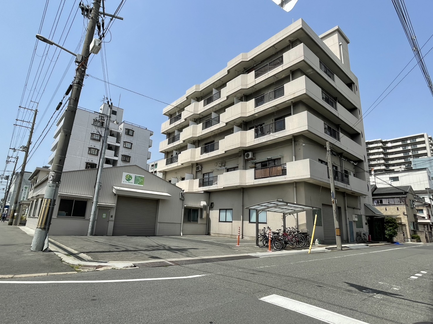 建物外観　全室南向き、眺望良好