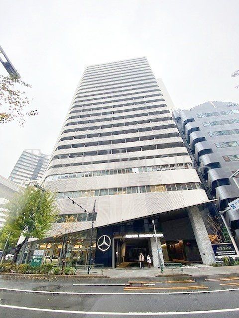 東京都新宿区西新宿３（マンション）の賃貸物件の外観