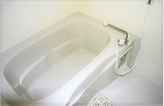 バス・シャワールーム　綺麗なユニットバスです。