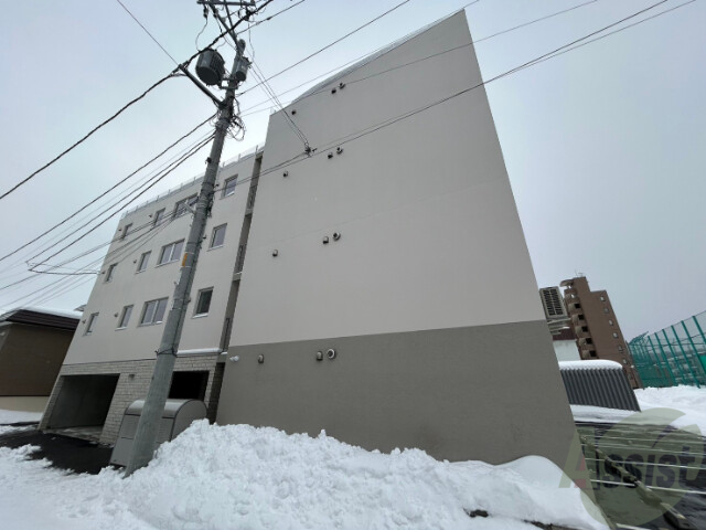 建物外観　札幌市西区山の手２条「Ｌｉｖｅａｓｅ　Ｙａｍａｎｏｔｅ」