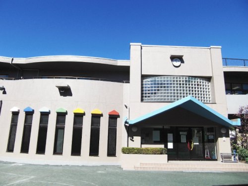 【世田谷区豪徳寺のアパートの幼稚園・保育園】