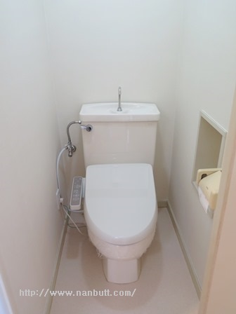 トイレ　トイレ／シャワー付きトイレ