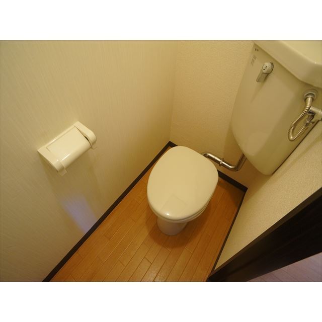 トイレ　トイレは普通便座です♪