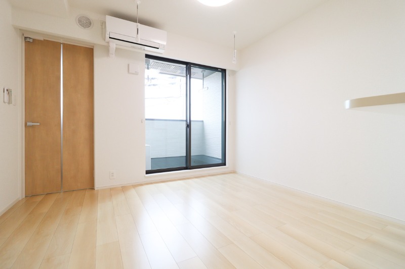 居室・リビング　図面と現状に相違がある場合には現状を優先