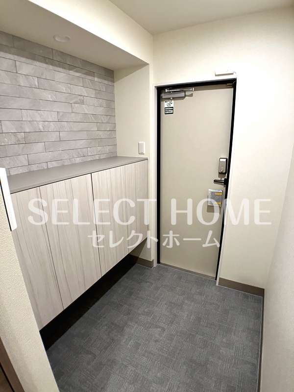 玄関　シンプルで使いやすい玄関です 同型タイプ