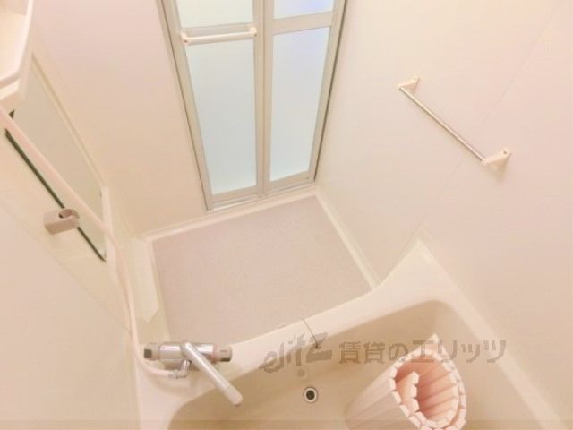 バス・シャワールーム　風呂