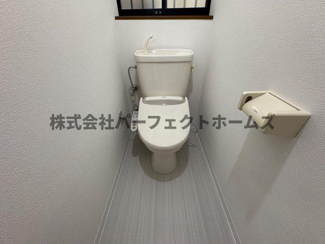 トイレ　清潔感のあるトイレです