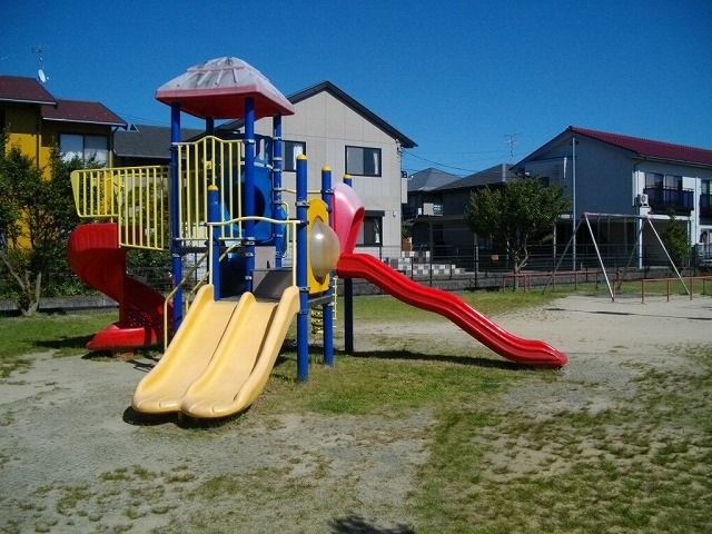 公園　新雲山ふれあい公園（公園）まで100m