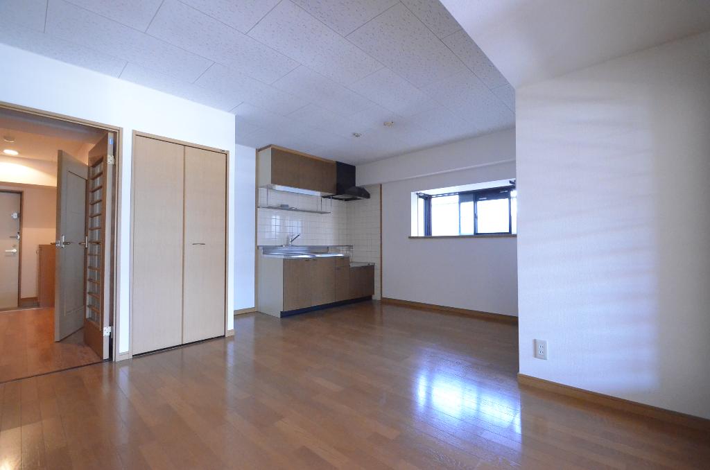 居室・リビング　※反転タイプ