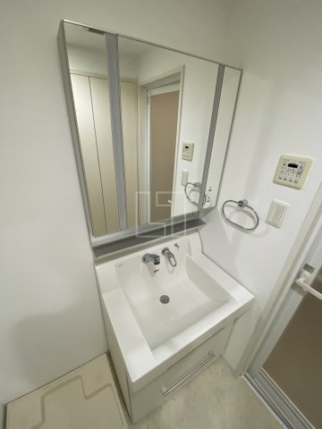 洗面設備　BRAVI南堀江（ブラービ南堀江）　　独立洗面台