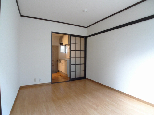 その他部屋・スペース　床は傷や汚れに強いクッションフロアを使用しています。