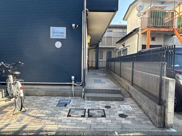 エントランス　エントランス