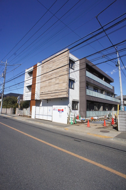 建物外観　エントランスから居室までバリアフリーの設計！