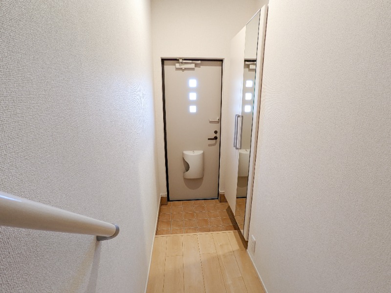 玄関　図面と現状に相違がある場合には現状を優先