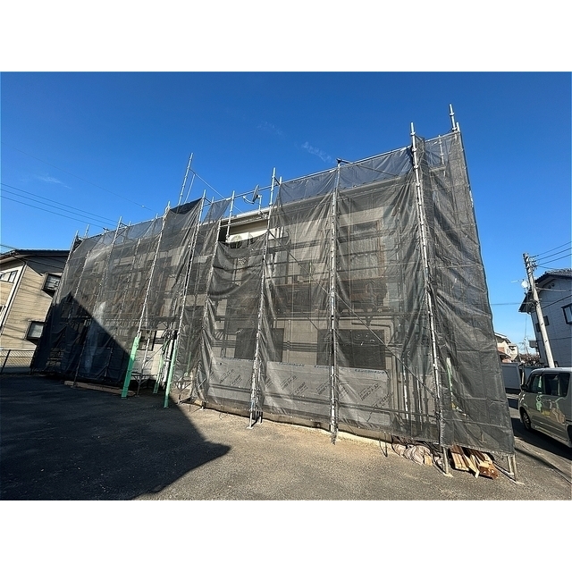 建物外観　外壁塗装中です