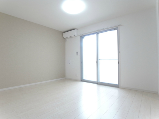 居室・リビング　～広々リビング～