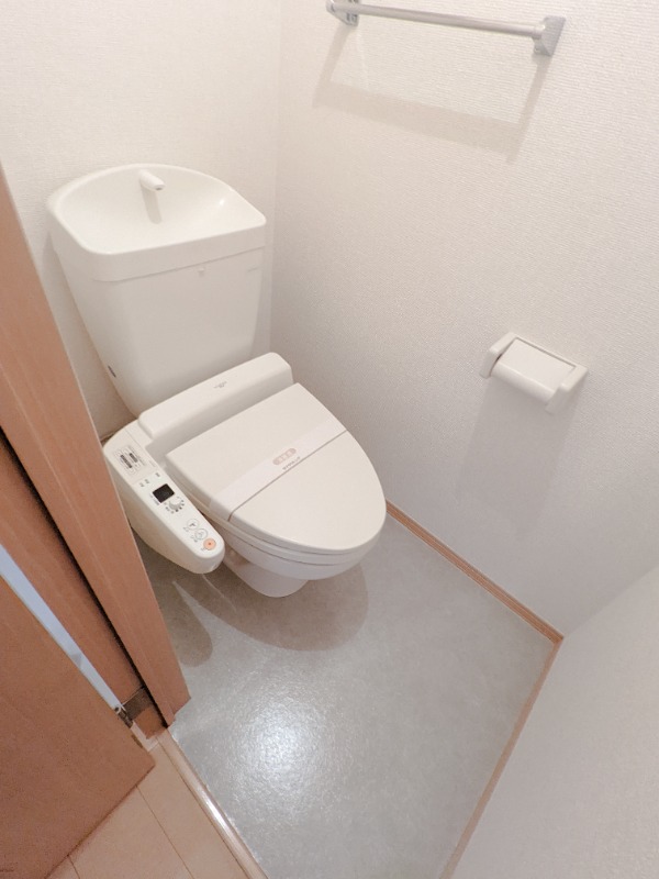 トイレ　図面と現状に相違がある場合には現状を優先