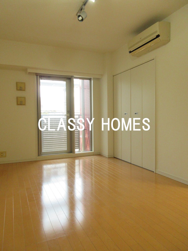 居室・リビング　2006年竣工　KDXレジデンス品川シーサイド：居室