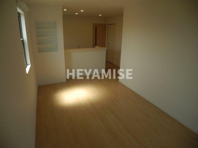 居室・リビング　※室内画像は別号室のもの