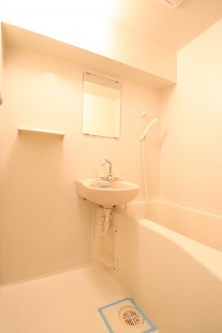 バス・シャワールーム　日々の疲れを癒すお風呂付です