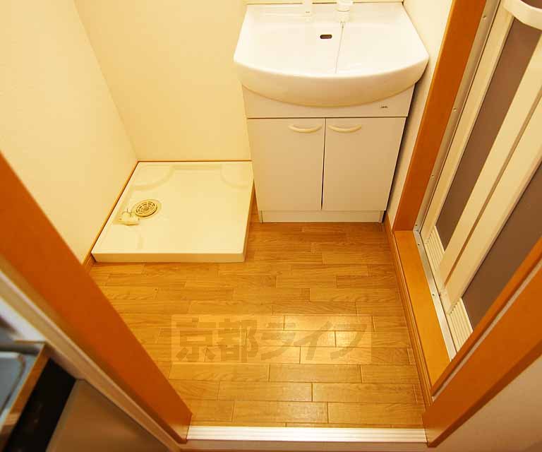 洗面設備　脱衣洗面所です。