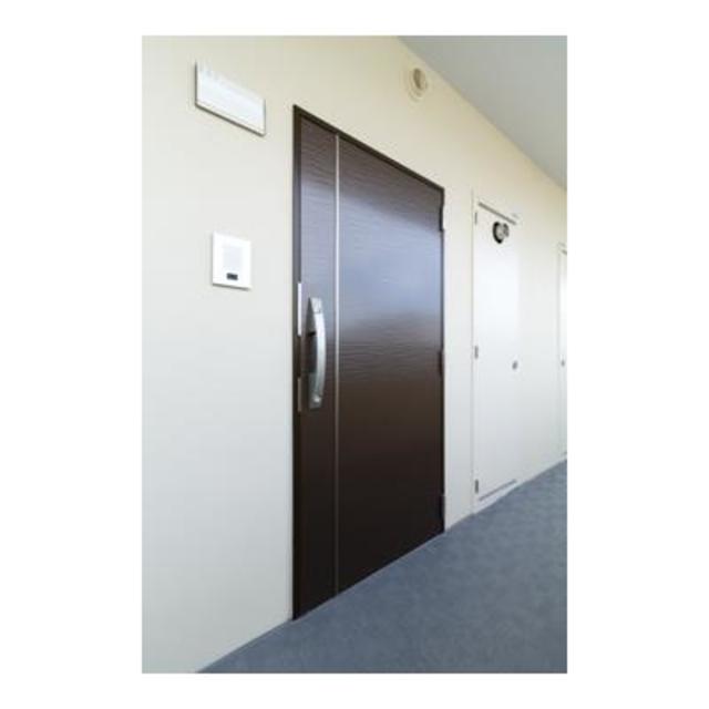 玄関　※写真は同タイプ住戸です。