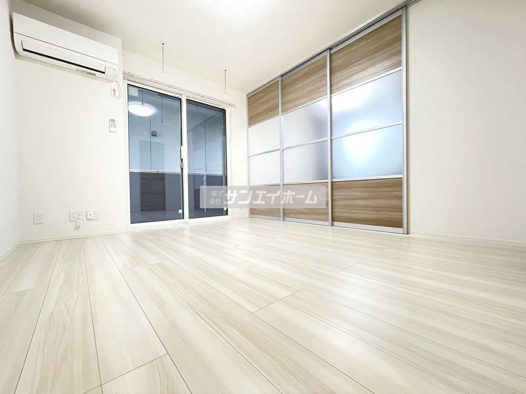 居室・リビング　同仕様