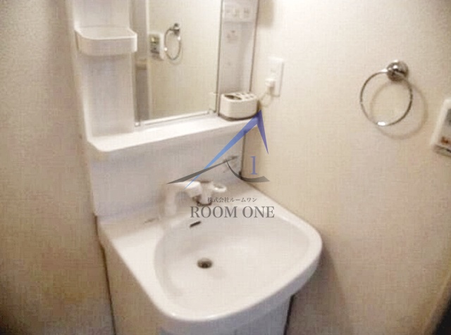 洗面設備　独立洗面台です。