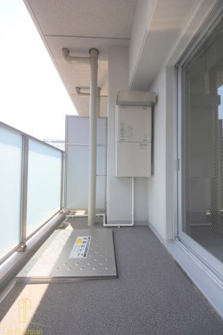 バルコニー　BPRレジデンス本町東