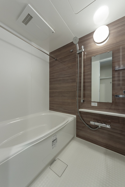 バス・シャワールーム　※写真は同タイプ住戸です。