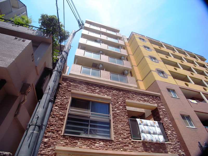 建物外観　ＤＡＩＷＡマンション