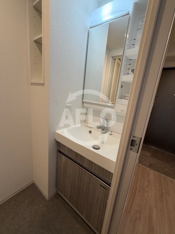 洗面設備　Metrosa谷町六丁目North　独立洗面台