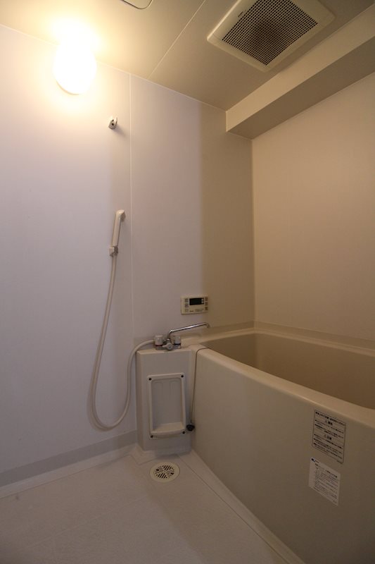 バス・シャワールーム　清潔感も充分です。
