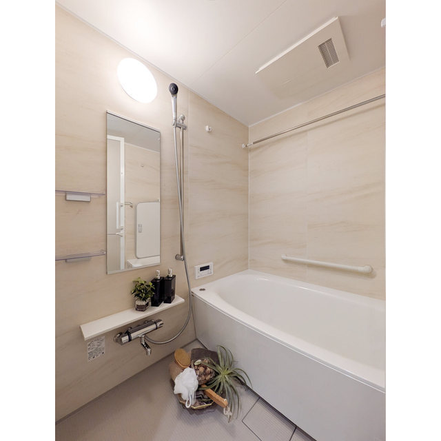 バス・シャワールーム