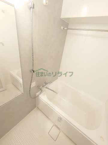 バス・シャワールーム　※参考写真　同タイプ（間取り）の503号室の写真となります。