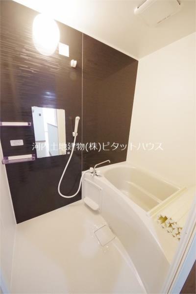 バス・シャワールーム　バス／シャワー